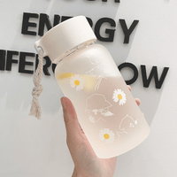 1pc Creative Daisy Frosted Plastic Water Bottle - 17.60oz Transparent Gift Bottle for Healthy Hydration
