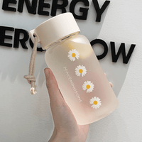 1pc Creative Daisy Frosted Plastic Water Bottle - 17.60oz Transparent Gift Bottle for Healthy Hydration